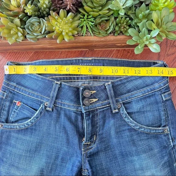 Hudson Jeans | Low Rise Bootcut Jeans - Picture 9 of 9